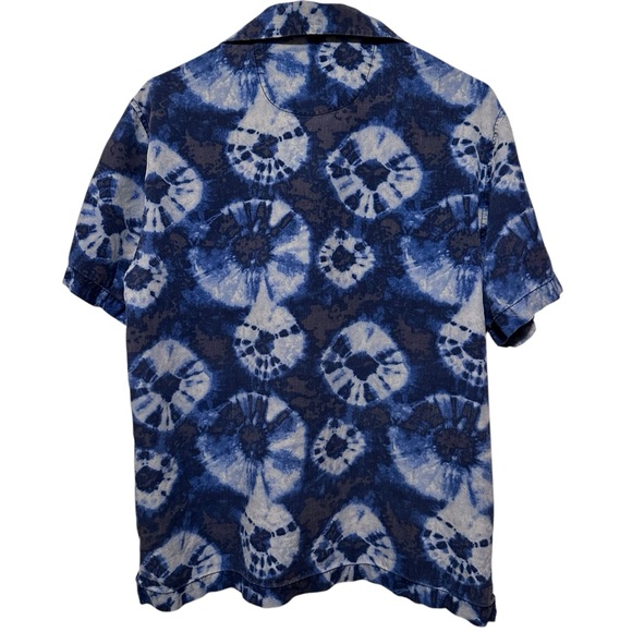 TOMMY BAHAMA Men’s Size Small Poolside Tie-Dye Print Shirt 100% Silk - Picture 2 of 5
